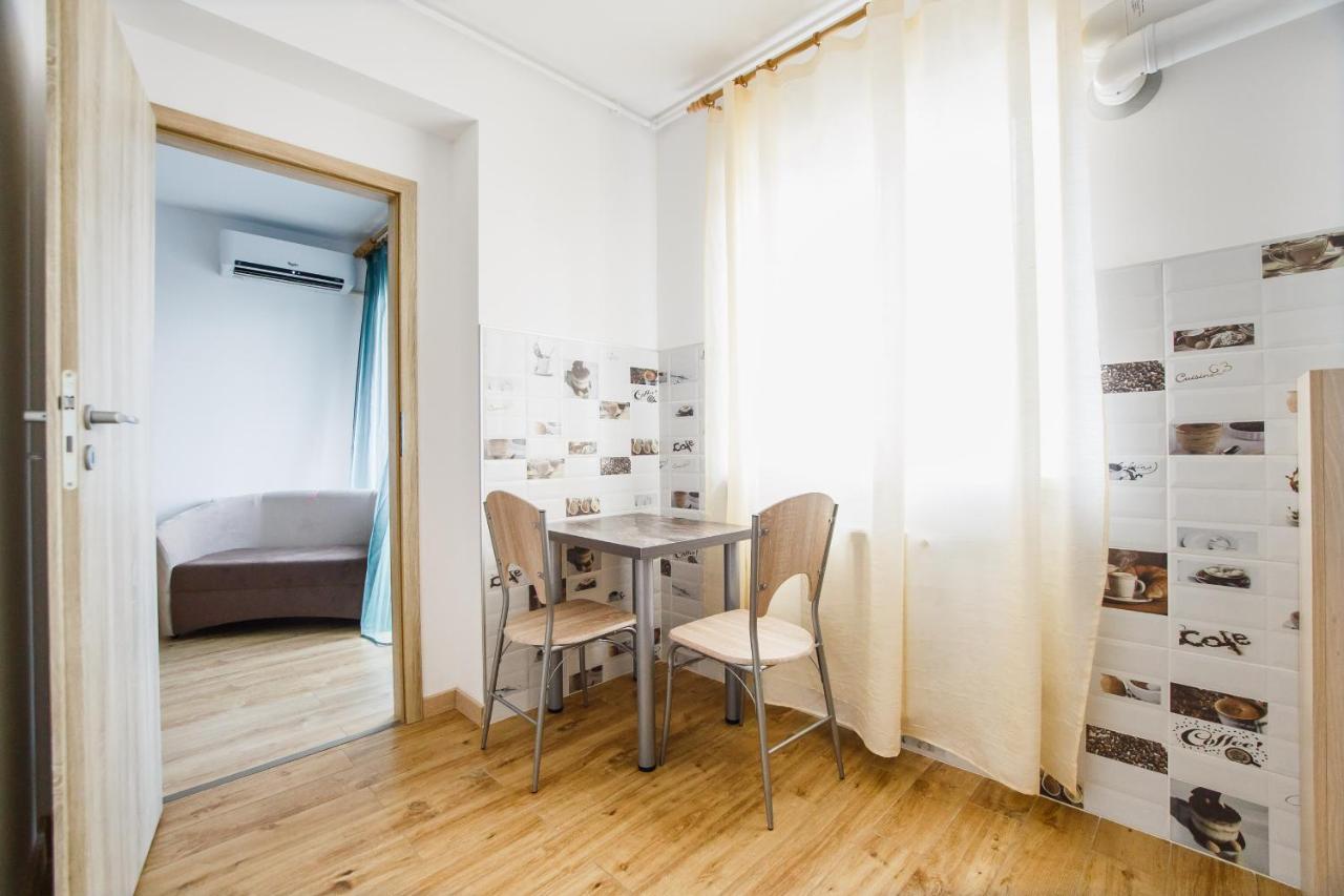 Sunny View 2 Bedroom Central Apartment Oradea Exterior foto