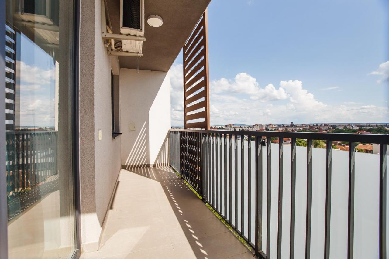 Sunny View 2 Bedroom Central Apartment Oradea Exterior foto